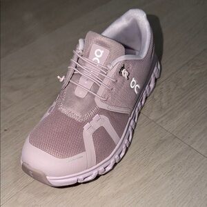 On CLOUD 6 Running Women's Lavender Athletic Shoes